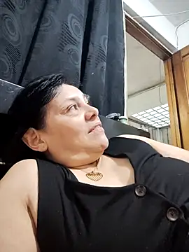 Snapshot of Natasha_milf__ chatting on December 21, 2025, 6:09 pm Natasha milf online show from December 21, 2025, 6:09 pm