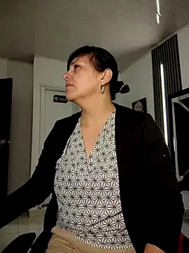 Natasha milf   online show from November 20, 2025, 12:39 pm