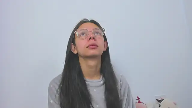 Snapshot of Bonniepark chatting on November 19, 2025, 12:27 pm Bonniepark online show from November 19, 2025, 12:27 pm