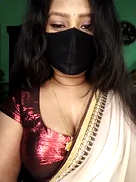 Idhika Paul online show from April 8, 2026, 12:45 am