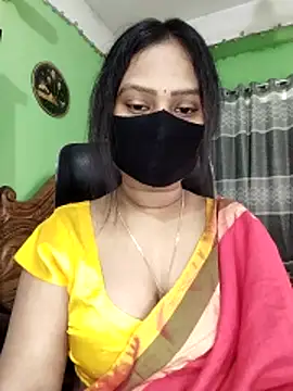 Snapshot of Idhika_Paul chatting on April 22, 2026, 7:48 am Idhika Paul online show from April 22, 2026, 7:48 am
