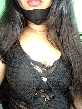 Idhika Paul online show from February 19, 2026, 4:15 pm