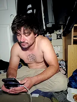 Snapshot of yourdirtysecret_23 chatting on December 4, 2025, 2:43 am yourdirtysecret 23 online show from December 4, 2025, 2:43 am