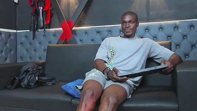 Terrance z online show from October 3, 2025, 7:48 pm