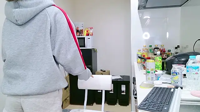 Snapshot of Yui-Ch chatting on October 1, 2025, 1:15 pm Yui-Ch online show from October 1, 2025, 1:15 pm