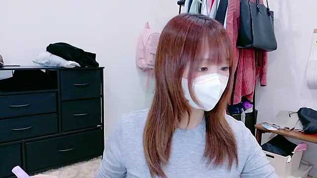 Snapshot of Yui-Ch chatting on February 26, 2026, 12:43 am Yui-Ch online show from February 26, 2026, 12:43 am