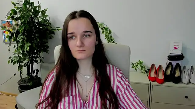 KateDelight online show from February 19, 2026, 2:47 pm