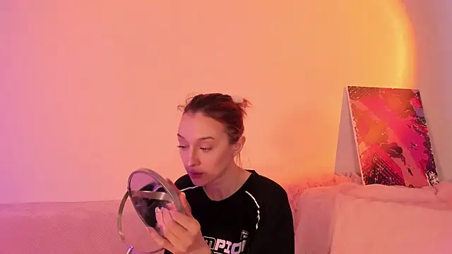 CrystalRey online show from February 1, 2025, 4:24 am