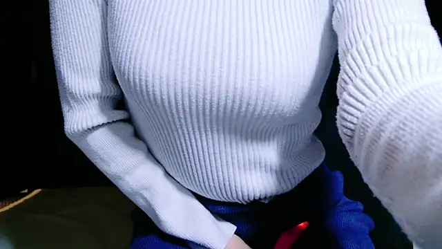 Snapshot of sayaka_xo chatting on February 14, 2025, 12:14 pm sayaka xo online show from February 14, 2025, 12:14 pm