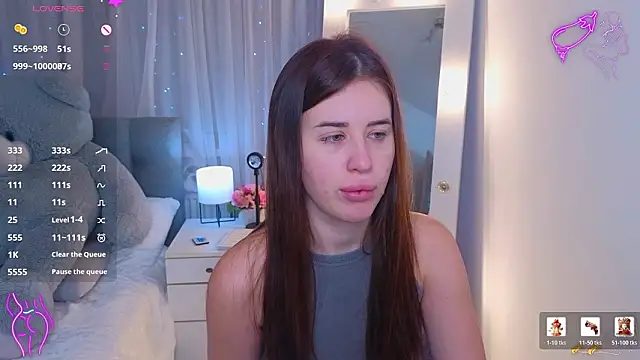 Snapshot of Milkissss chatting on January 16, 2026, 3:54 am Milkissss online show from January 16, 2026, 3:54 am