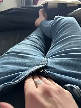 blondebitch2 online show from February 25, 2025, 2:15 pm