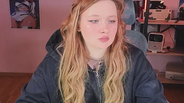 carolina elf online show from February 22, 2026, 5:10 am