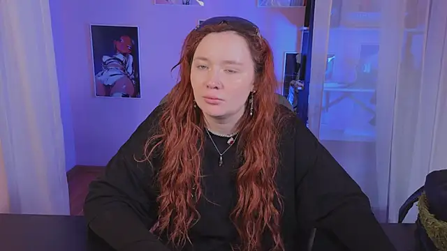 Snapshot of carolina_elf chatting on November 15, 2025, 12:20 pm carolina elf online show from November 15, 2025, 12:20 pm