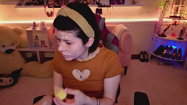 Katya Zaitseva online show from April 20, 2026, 12:30 pm