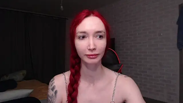 Snapshot of Roxy_Silver chatting on June 4, 2026, 8:57 pm Roxy Silver online show from June 4, 2026, 8:57 pm