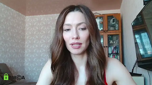 alicia spicy online show from March 8, 2025, 8:00 am