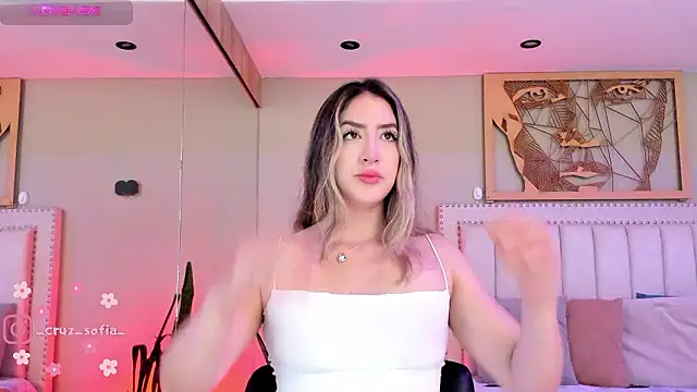  AlejaCruz  online show from February 24, 2026, 7:37 pm