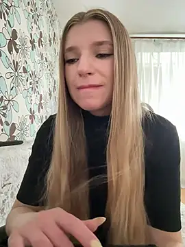 Snapshot of adel_secret chatting on April 30, 2026, 11:06 am adel secret online show from April 30, 2026, 11:06 am