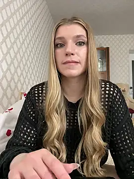 Snapshot of adel_secret chatting on May 29, 2026, 7:20 pm adel secret online show from May 29, 2026, 7:20 pm