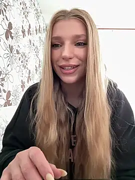 Snapshot of adel_secret chatting on April 26, 2026, 12:24 pm adel secret online show from April 26, 2026, 12:24 pm