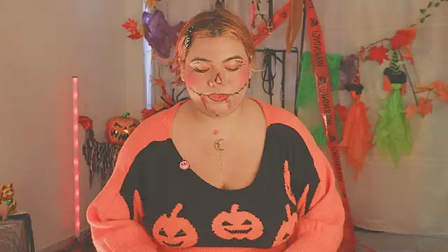 Snapshot of Samanta_cutee chatting on October 31, 2025, 12:35 pm Samanta cutee online show from October 31, 2025, 12:35 pm