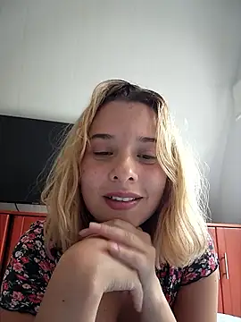 Sophy Bunny online show from September 25, 2025, 5:30 pm