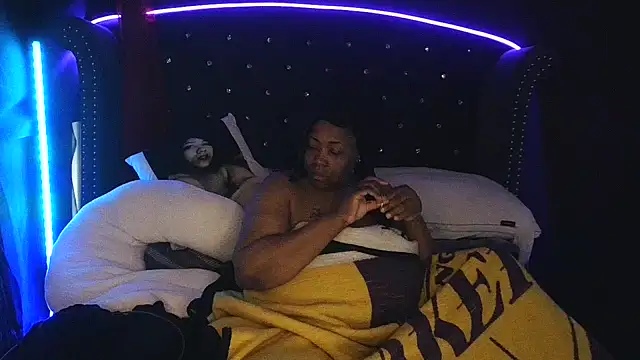 msyvette1970xh online show from February 25, 2026, 8:30 pm