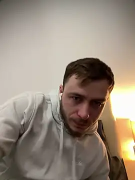 Snapshot of Julian128 chatting on March 3, 2025, 10:10 pm Julian128 online show from March 3, 2025, 10:10 pm