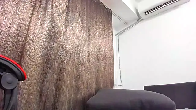 Snapshot of EmmaStward chatting on February 4, 2026, 6:30 am EmmaStward online show from February 4, 2026, 6:30 am