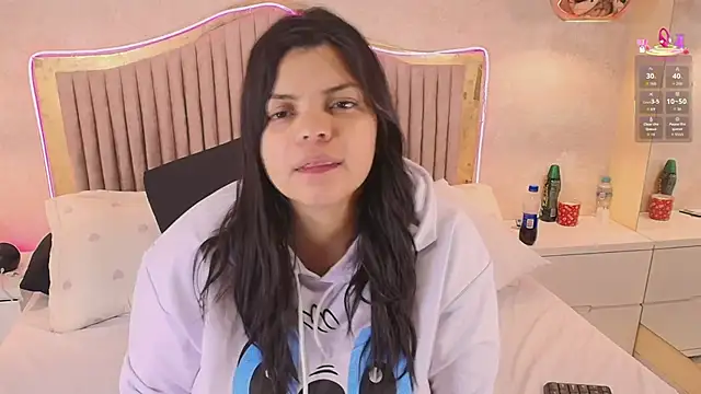 Snapshot of Kismett_aziz chatting on January 11, 2026, 4:08 am Kismett aziz online show from January 11, 2026, 4:08 am