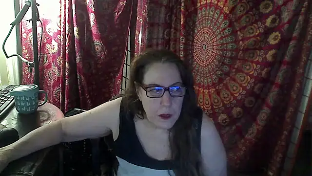 Snapshot of Ireallysquirt chatting on February 20, 2026, 12:40 am Ireallysquirt online show from February 20, 2026, 12:40 am