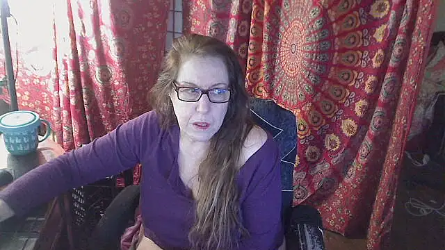 Snapshot of Ireallysquirt chatting on January 16, 2026, 4:16 am Ireallysquirt online show from January 16, 2026, 4:16 am