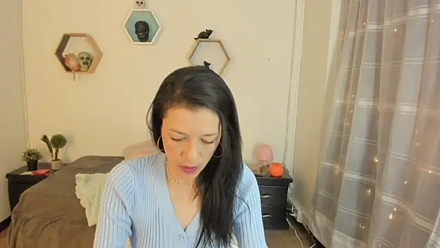 Paloma victory online show from October 24, 2025, 9:03 pm