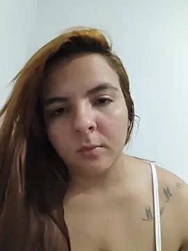Bruninha Hot10 online show from June 5, 2026, 12:04 am