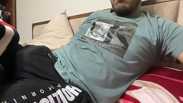 Mooka69 online show from April 16, 2026, 10:01 pm