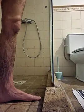 robertilevis online show from February 11, 2026, 5:24 pm