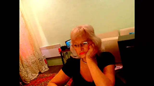 Snapshot of Natali7634 chatting on October 23, 2025, 6:12 am Natali7634 online show from October 23, 2025, 6:12 am