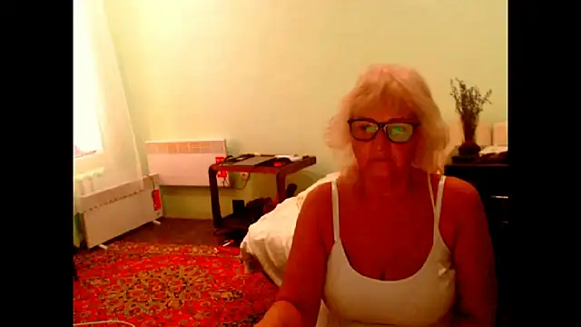 Snapshot of Natali7634 chatting on July 5, 2026, 4:19 am Natali7634 online show from July 5, 2026, 4:19 am