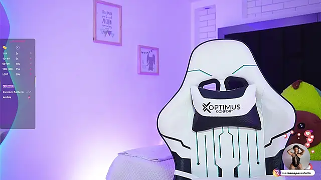 Snapshot of Marianamonroe_ chatting on October 7, 2025, 6:53 pm Marianamonroe online show from October 7, 2025, 6:53 pm