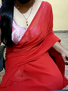 Snapshot of Nithya_05 chatting on November 13, 2025, 5:55 am Nithya 05 online show from November 13, 2025, 5:55 am