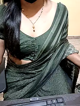 Snapshot of Nithya_05 chatting on November 4, 2025, 4:55 pm Nithya 05 online show from November 4, 2025, 4:55 pm