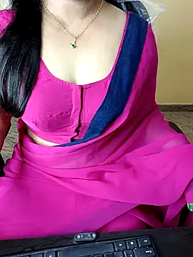 Snapshot of Nithya_05 chatting on December 16, 2025, 5:44 am Nithya 05 online show from December 16, 2025, 5:44 am