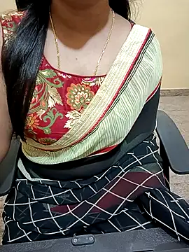 Snapshot of Nithya_05 chatting on November 8, 2025, 5:38 pm Nithya 05 online show from November 8, 2025, 5:38 pm