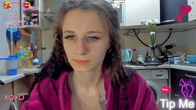 Snapshot of _Nika_Kik chatting on March 13, 2025, 8:00 pm Nika Kik online show from March 13, 2025, 8:00 pm