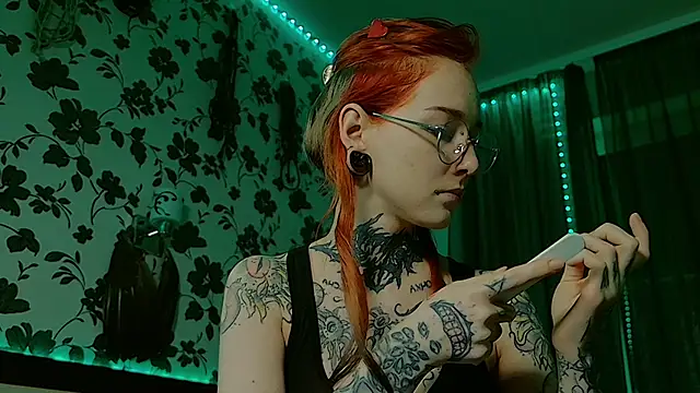 Littlespacemouse online show from January 11, 2025, 6:23 pm