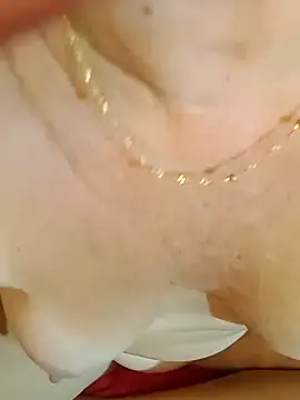 Snapshot of titiasexy chatting on February 20, 2025, 5:52 pm titiasexy online show from February 20, 2025, 5:52 pm