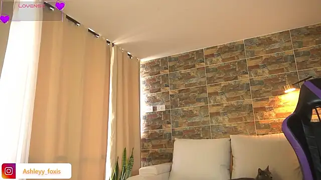 Ashleey Fox online show from March 14, 2026, 9:21 pm