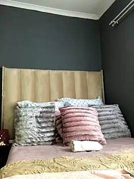 Snapshot of Nicole_Liam_ chatting on November 3, 2025, 4:07 am Nicole Liam online show from November 3, 2025, 4:07 am