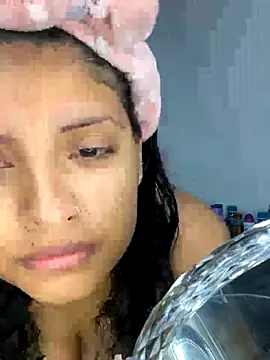 Snapshot of tati__22 chatting on September 20, 2025, 4:12 pm tati 22 online show from September 20, 2025, 4:12 pm