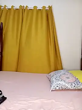 Snapshot of Ayrella02 chatting on December 27, 2024, 3:37 pm Ayrella02 online show from December 27, 2024, 3:37 pm